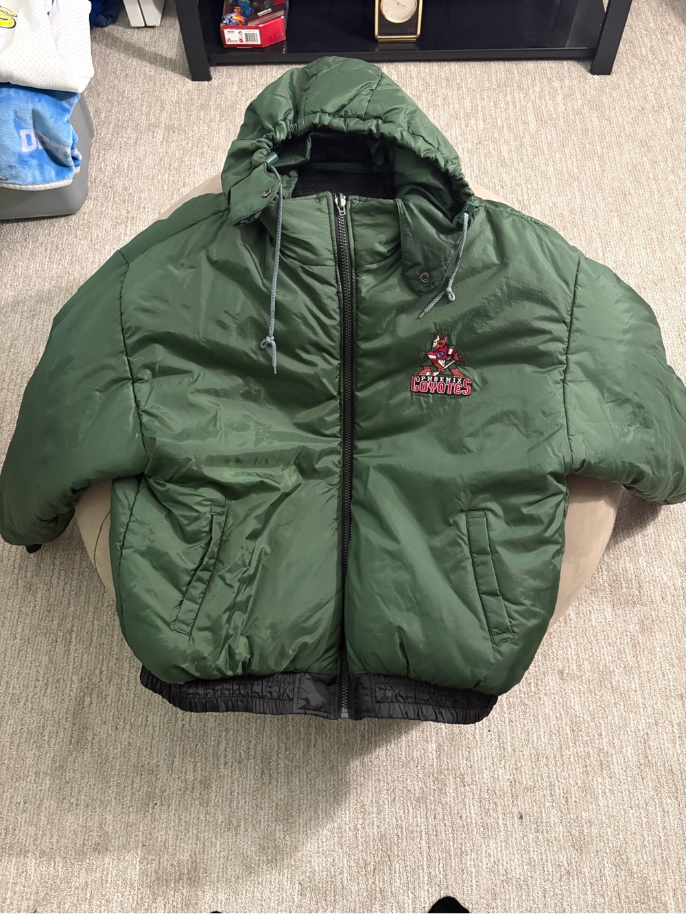 Vintage Phoenix Coyotes Green & Black reversible Hooded Puffer coat